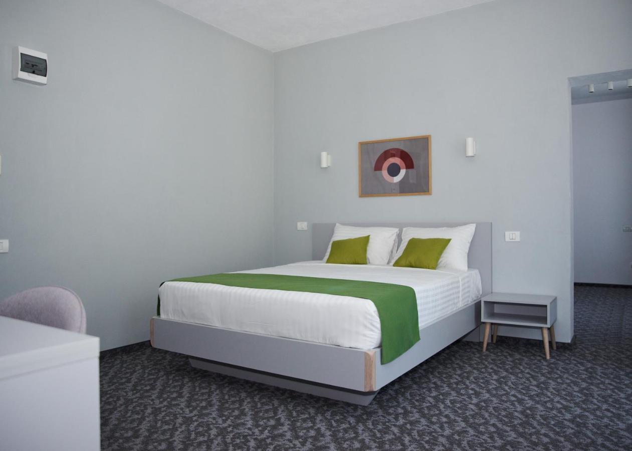Astra Hotel Călimăneşti المظهر الخارجي الصورة